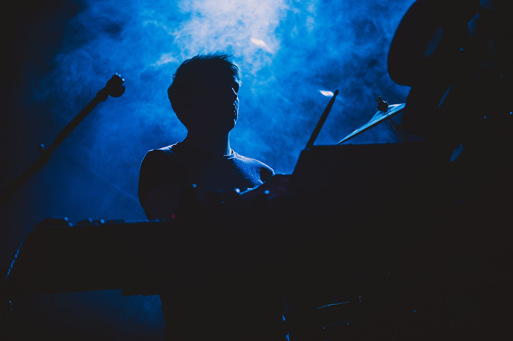 Disclosure-performs-at-the-2013-Mountain-Oasis-Electronic-Music-Summit-3