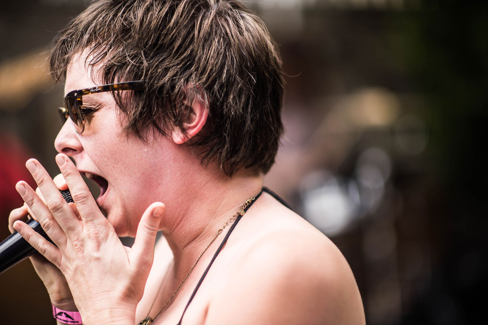 Hot-Dolphin-performs-during-Hopscotch-2014