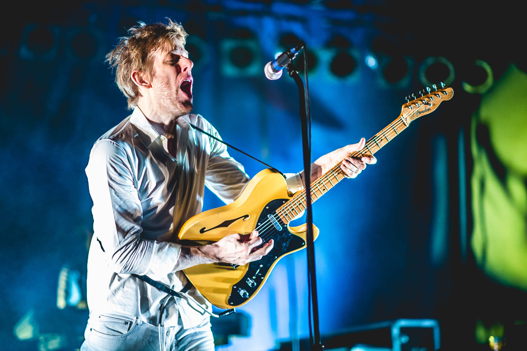 Spoon-performs-during-Hopscotch-2014